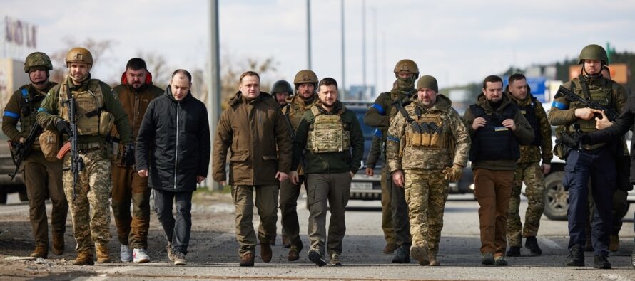 ukraine-zelensky-raw-890x395_c.jpg