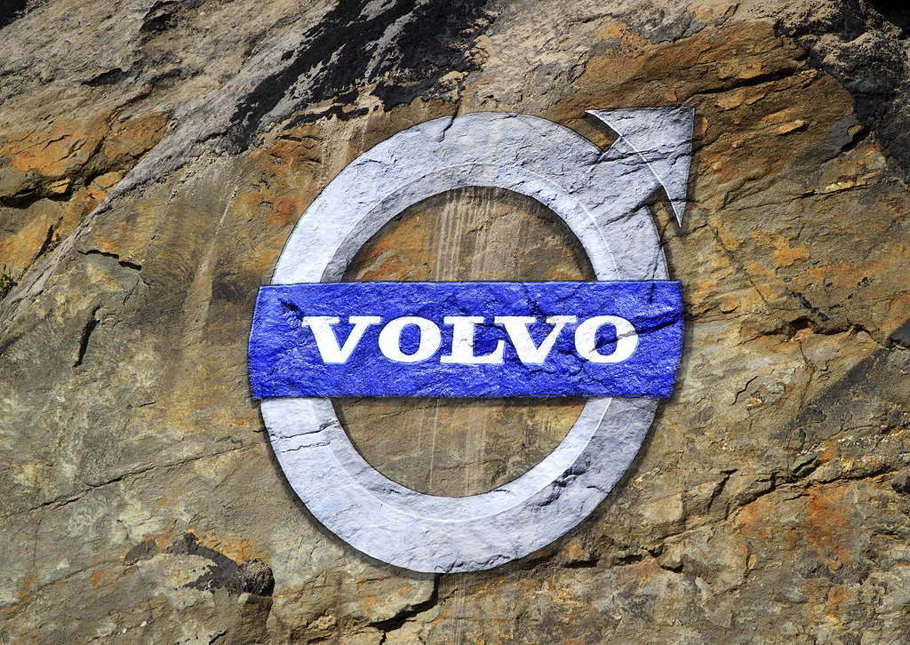 Volvo_Logo.jpg