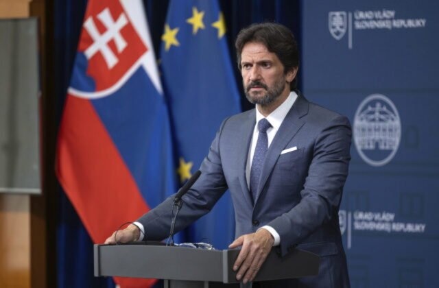 7687_slovakia_prime_minister_50747-640x420.jpg