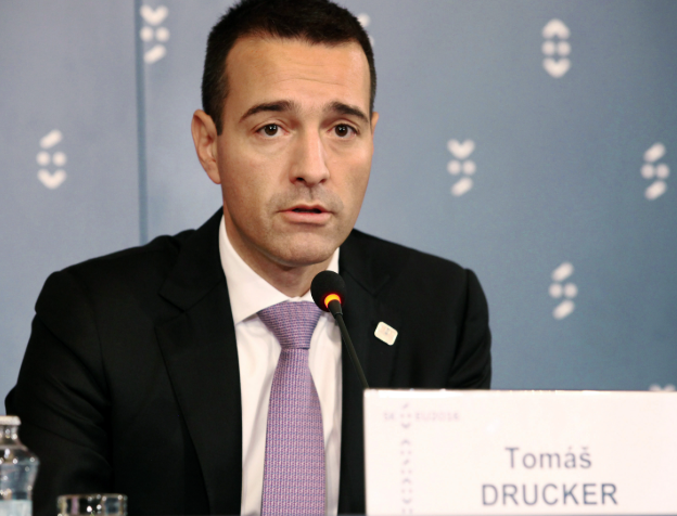 MINISTRO ISTRUZIONE.PNG