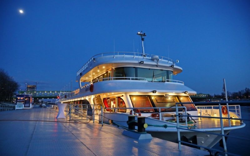 plavba po Dunaji.jpg