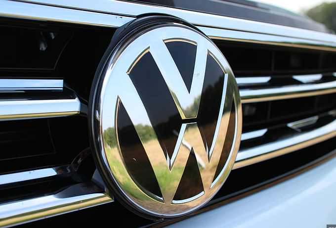 VOLKSWAGEN.PNG
