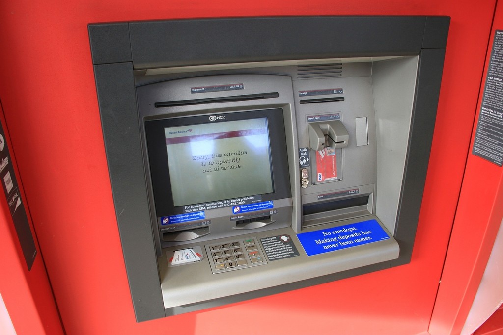 atm-313958_1920.jpg