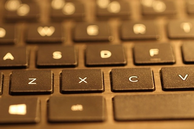 keyboard-993427_640.jpg