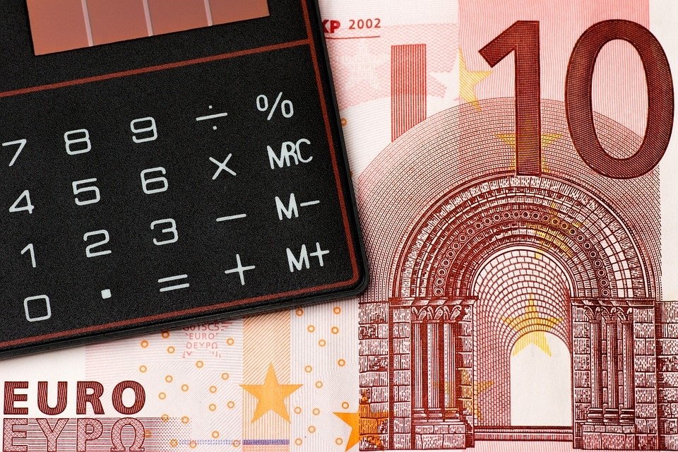 money-167741_960_720.jpg