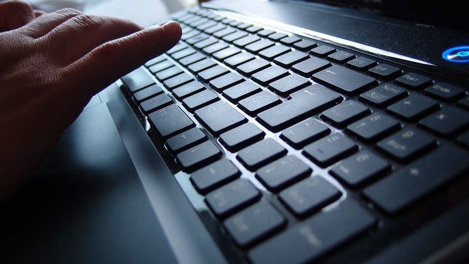 keyboard-943739_960_720.jpg