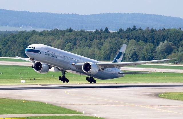 boeing-777-1683402_640.jpg