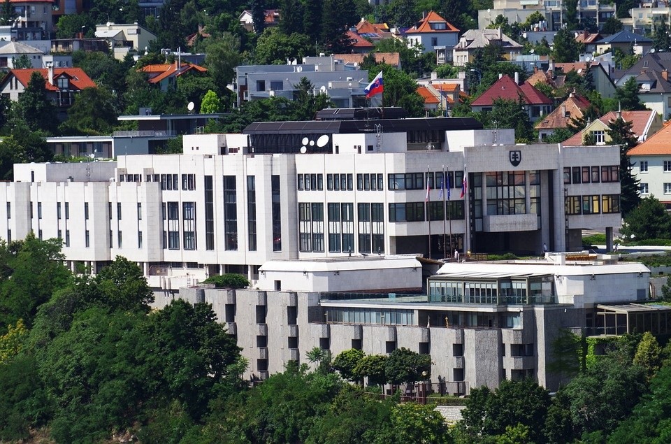 bratislava-1569401_960_720.jpg