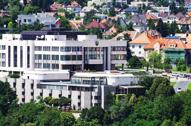 bratislava-1569377_640.jpg