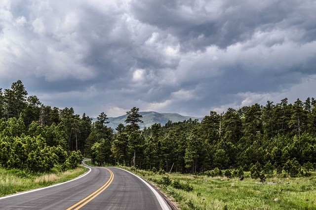 road-698628_640.jpg