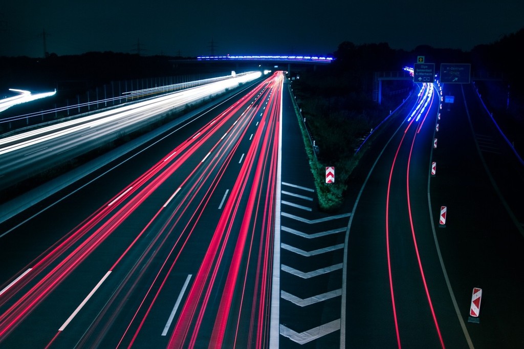 traffic-2007979_1280.jpg