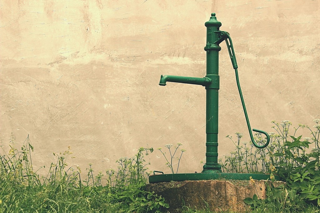 water-1008977_1920.jpg