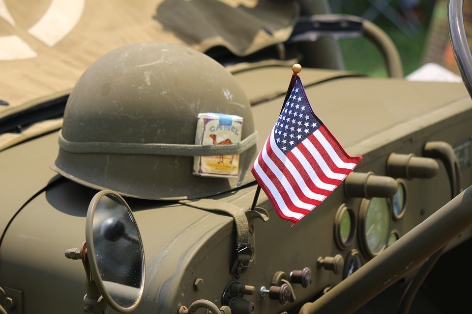 helmet-1475770_960_720.jpg