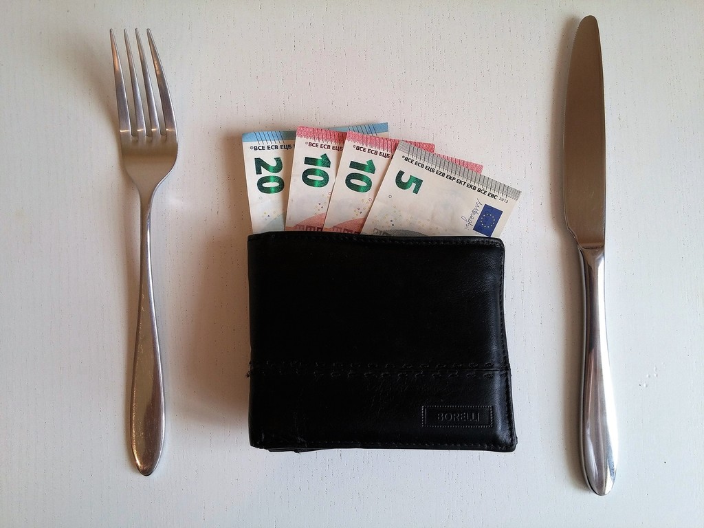 money-2159310_1920.jpg