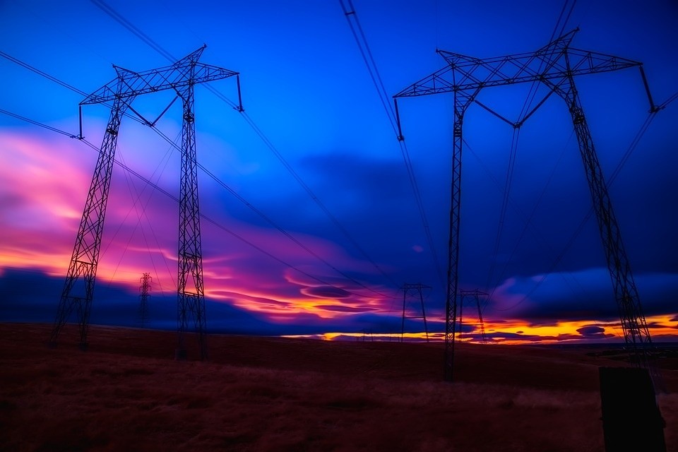 power-lines-2647424_960_720.jpg