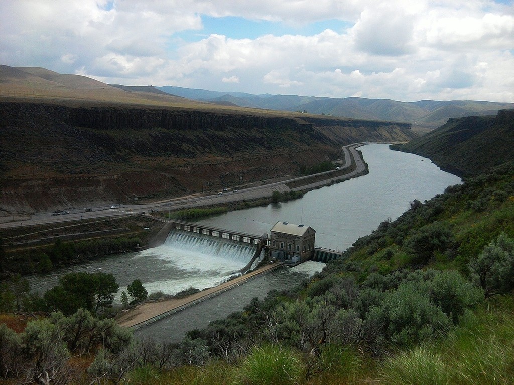 dam-880097_1280.jpg
