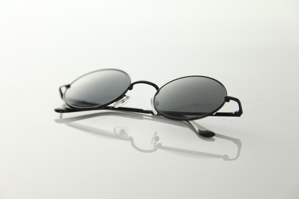 glasses-190971_1280.jpg