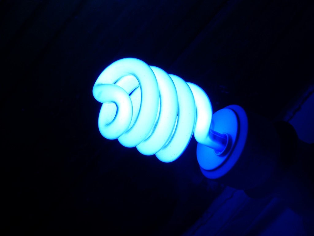 light-1507378_1920.jpg