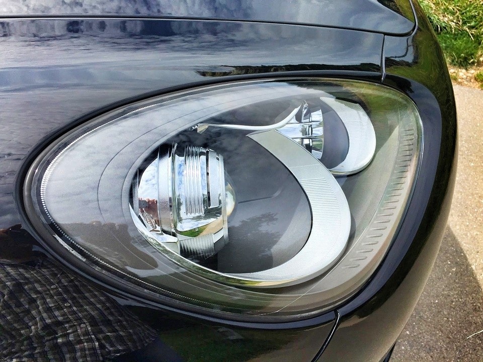 porsche-826386_960_720.jpg