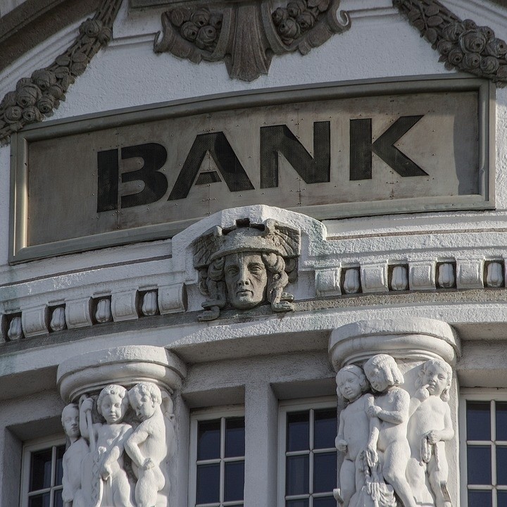 Bank.jpg