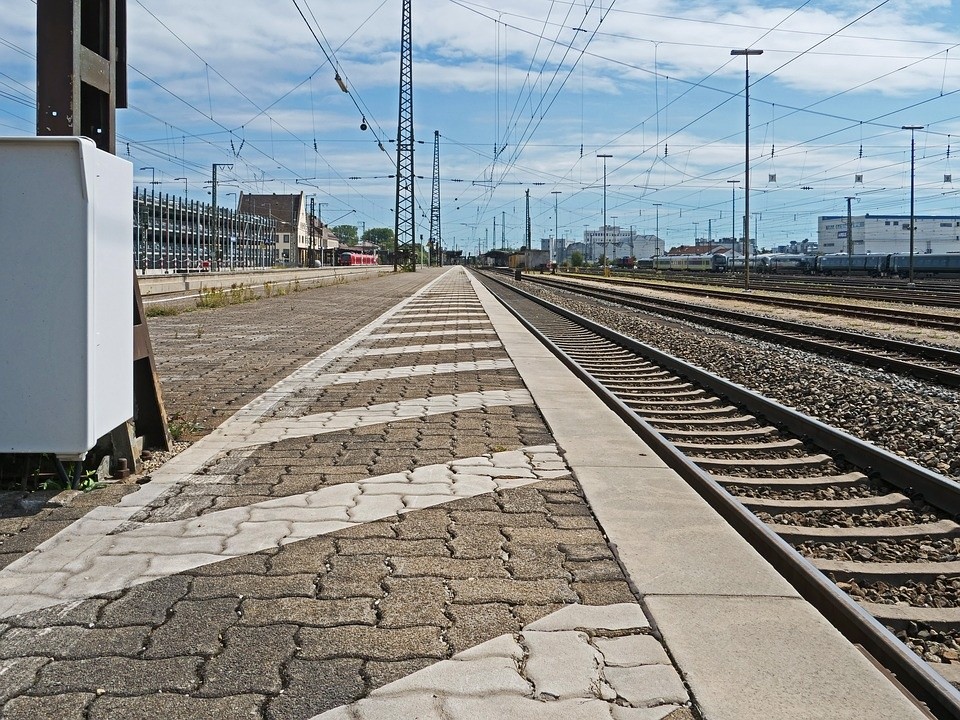 rail.jpg