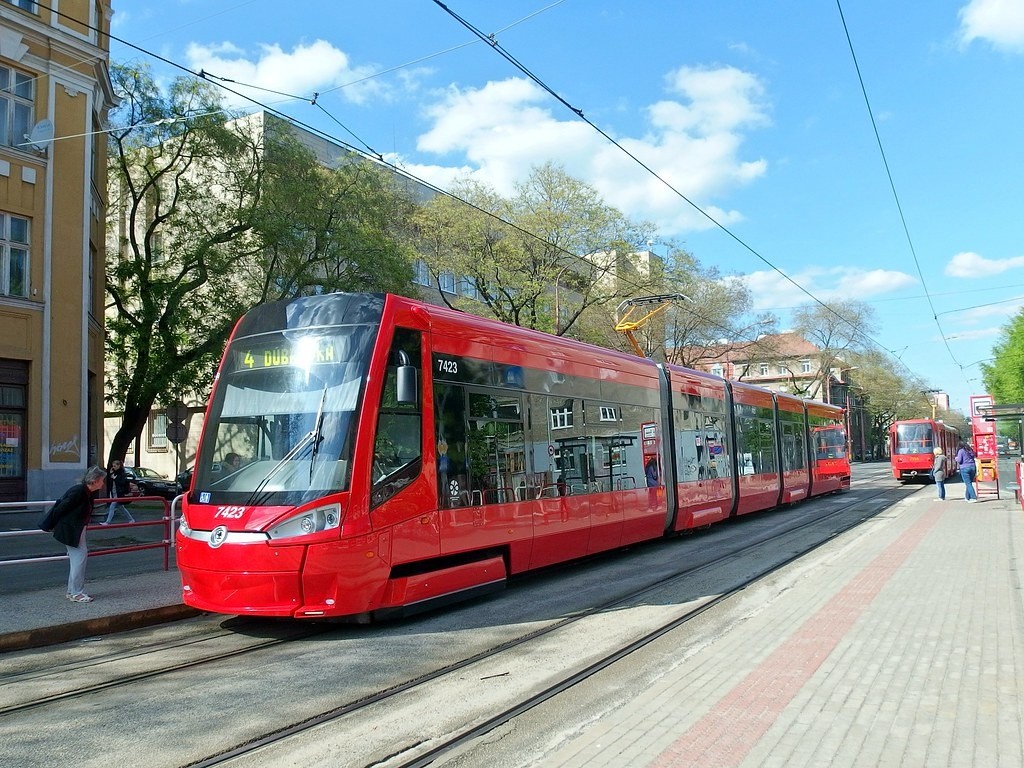 transport tram.jpg