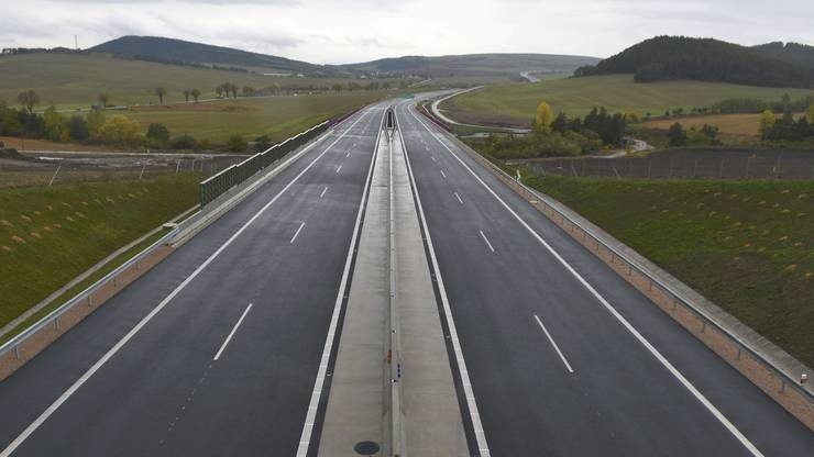 highway.jpg
