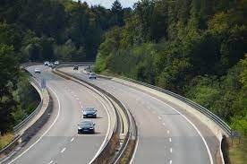 autostrada 20 luglio.jpg