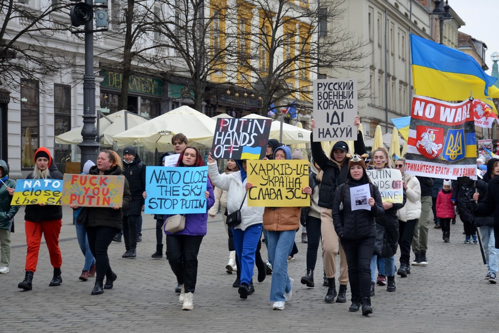 02022_1199_Refugees_from_Ukraine_in_Kraków.jpeg