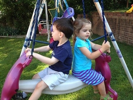 bambini gioco.jpg