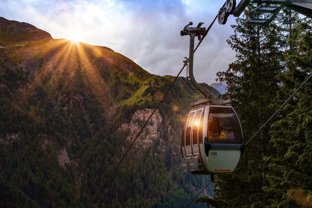 cable-car-ge1ac11381_1920.jpg