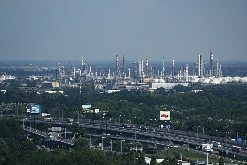 Refinery_of_Slovnaft,_view_from_Nový_most_viewpoint_in_Bratislava,_Bratislava_II_District.jpg