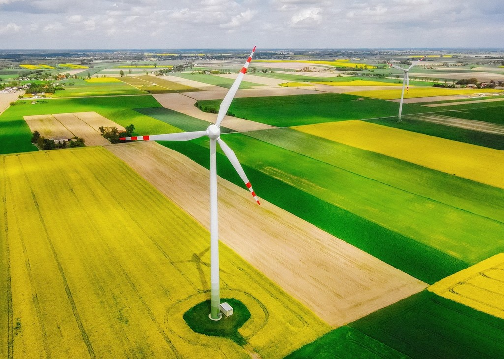 windmill-g493c02a8e_1920.jpg