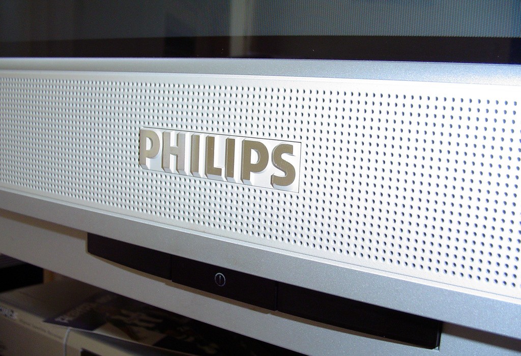 Philips-logo_on_widescreen.jpg