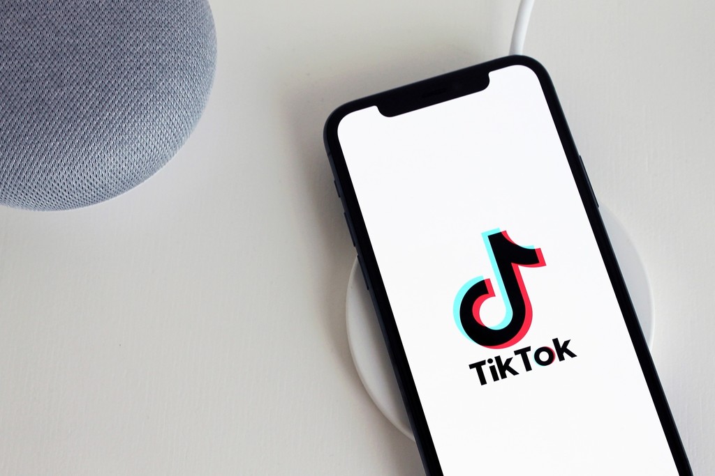 tiktok-gabc0b89cc_1920.jpg