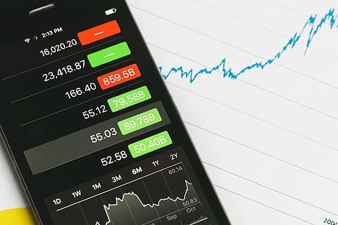 business-laptop-computer-money-thumbnail.jpg