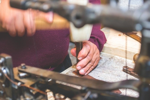craftsmanship-g4ad0648ab_640.jpg