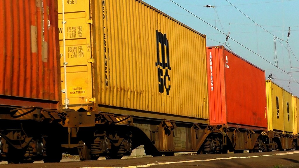 freight-train-328763_1280.jpg