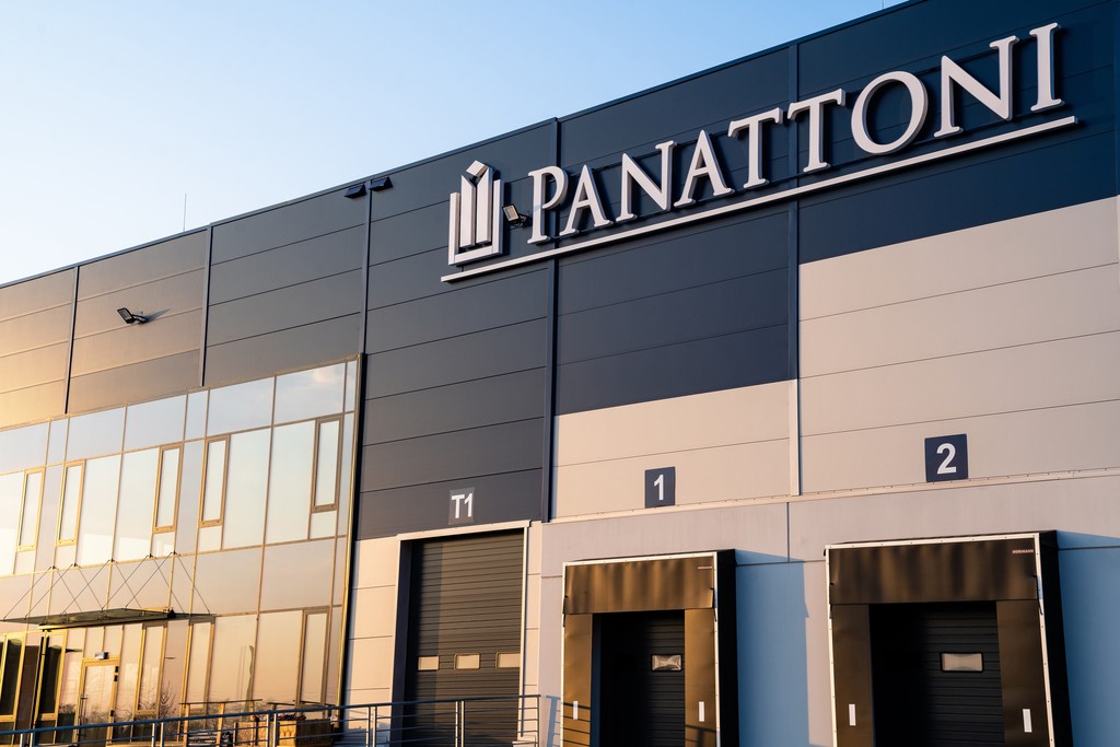 Panattoni_warehouse.jpg