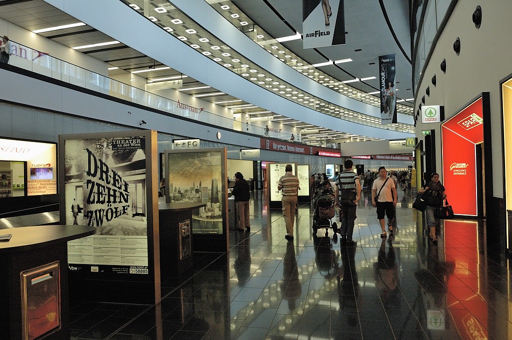 airport Vienna.jpg