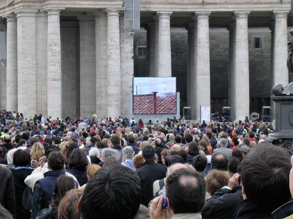 Conclave_of_2005.jpg