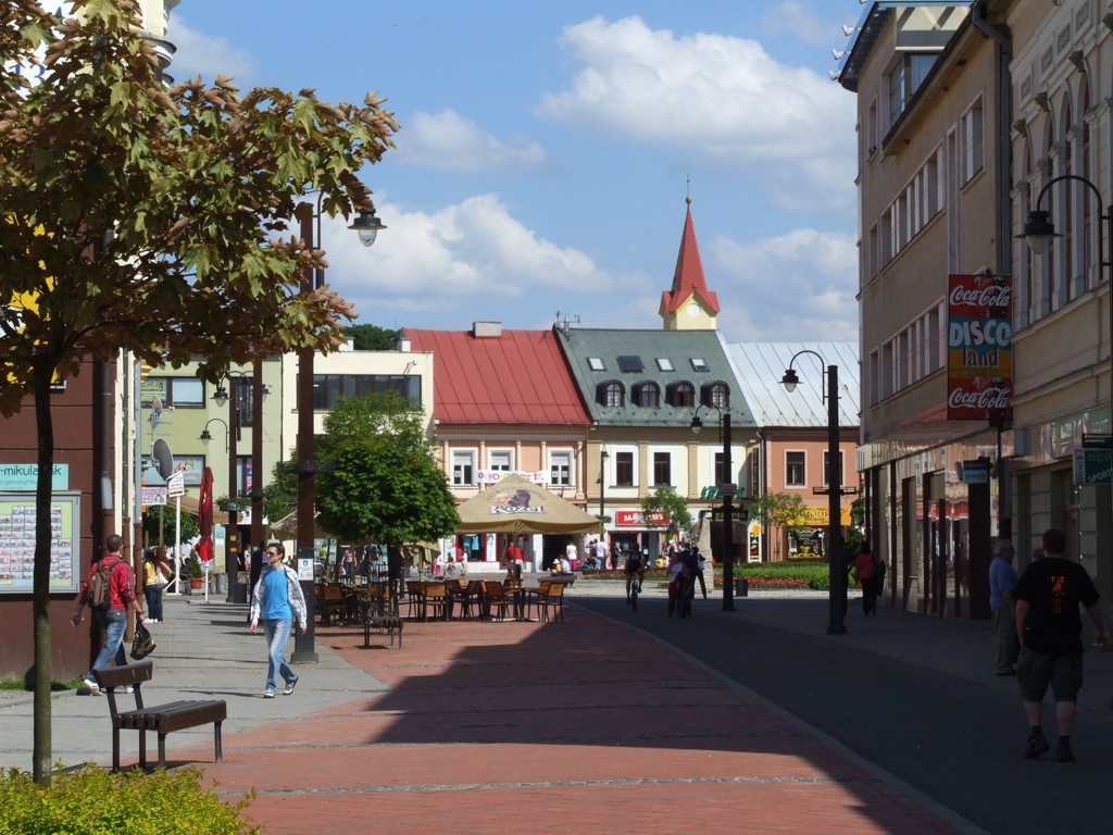 Liptovský_Mikuláš_-_pedestrian_zone.jpg