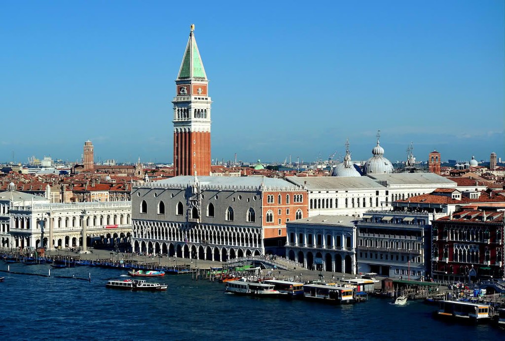 standard_compressed_Venezia_-_Panorama_007__San_Marco_e_Palazzo_ducale.jpg
