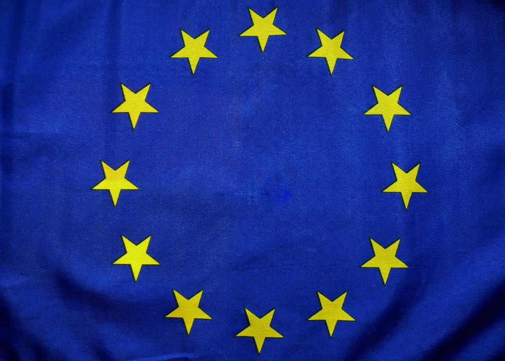 star-europe-flag-blue-yellow-eu-flag-1030903-pxhere.com.jpg