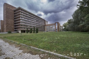 Nemocnica Petržalka.jpg
