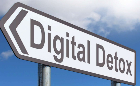 digital detox.PNG