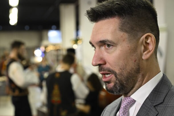 ministro agricoltura.PNG