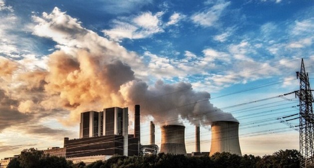 uhoľná elektrátrň.jpg